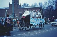 1971-02-20 Optocht Lampegat 25 1971-02-20 Optocht Lampegat 25